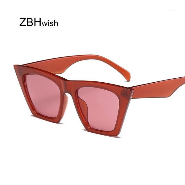 fashion designer vintage flat sunglasses women rivet shades sun glasses for female gafas1, White;black
fashion designer vintage flat sunglasses women rivet shades sun glasses for female gafas1, White;black