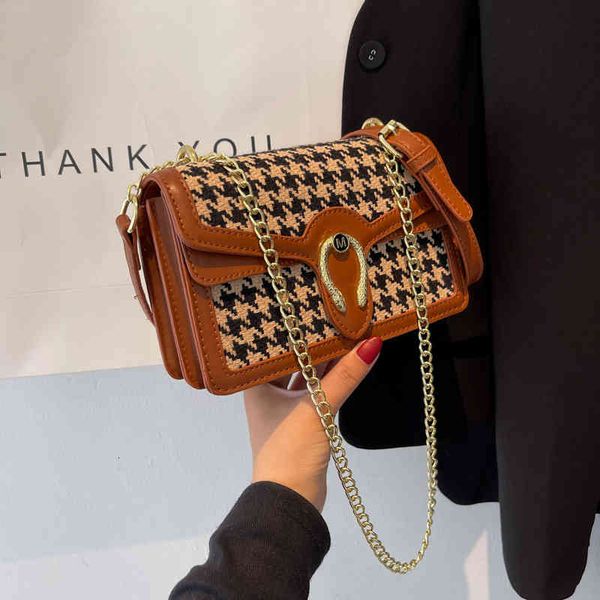 bags handbags this year's popular 2021 women's ins minority design chain messenger fashion small square, Black;red
bags handbags this year's popular 2021 women's ins minority design chain messenger fashion small square, Black;red