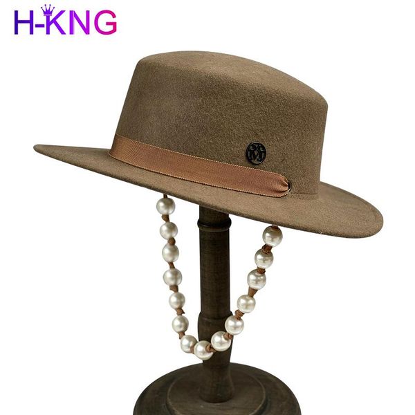 european and american fedora hats woollen hats catwalk french wool felt british fashion retro versatile, Blue;gray
european and american fedora hats woollen hats catwalk french wool felt british fashion retro versatile, Blue;gray