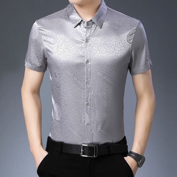 short 2020 summer new men's jacquard solid color casual loose thin half sleeve shirt for men, White;black
short 2020 summer new men's jacquard solid color casual loose thin half sleeve shirt for men, White;black