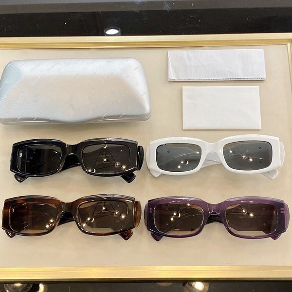 b and l's new classic square sunglasses are simple, temperamental, ladies, men, sunglasses, star style, White;black
b and l's new classic square sunglasses are simple, temperamental, ladies, men, sunglasses, star style, White;black