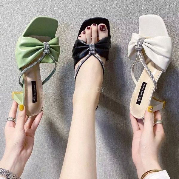 beautiful women slippers bowknot bling slides pu leather peep toe sandals summer crystal square heel zapatillas de casa #iv5v
beautiful women slippers bowknot bling slides pu leather peep toe sandals summer crystal square heel zapatillas de casa #iv5v