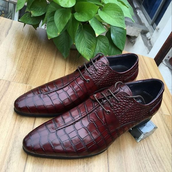 men stone pattern formal dress shoes black brown pointed toe lace up ft oxfords genuine leather wedding shoes big size 45
men stone pattern formal dress shoes black brown pointed toe lace up ft oxfords genuine leather wedding shoes big size 45
