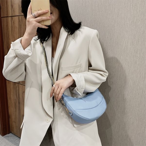 famous design pu leather women crossbody bags shopping street female handbags solid color semicircle luxury purse shoulder bags
famous design pu leather women crossbody bags shopping street female handbags solid color semicircle luxury purse shoulder bags