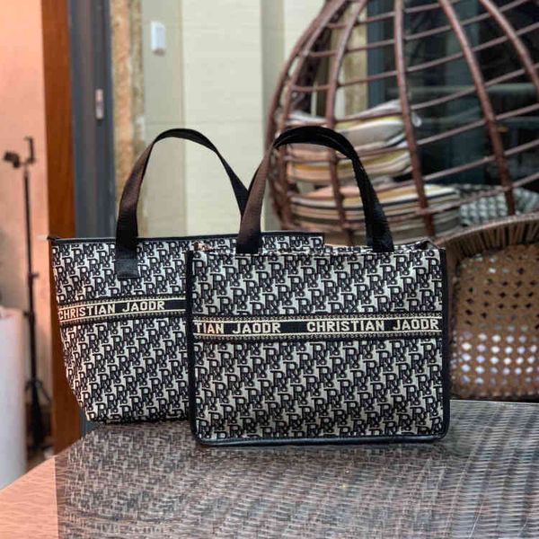 cosmetic bags handbags korean fashion letter one shoulder portable large capacity shopping tote fitness yoga mommy
cosmetic bags handbags korean fashion letter one shoulder portable large capacity shopping tote fitness yoga mommy