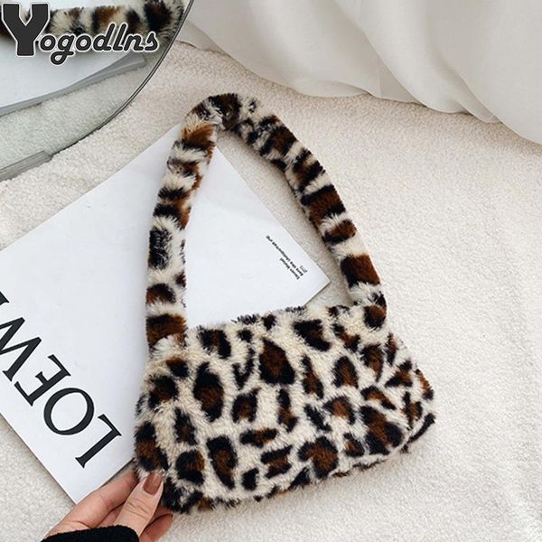 winter vintage zebra pattern shoulder underarm bag female plush autumn handbag soft warm fur tote purse for lady clutch bag sac
winter vintage zebra pattern shoulder underarm bag female plush autumn handbag soft warm fur tote purse for lady clutch bag sac