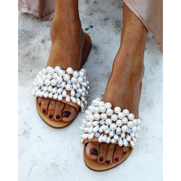 summer new women slippers pearl decoration sandals casual flat solid color outside wearing female shoes 2020 plus size 35-43, Black
summer new women slippers pearl decoration sandals casual flat solid color outside wearing female shoes 2020 plus size 35-43, Black