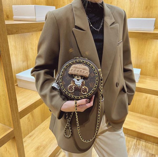 women's bag messenger one-shoulder street style small round bags hit color texture trend chain
women's bag messenger one-shoulder street style small round bags hit color texture trend chain