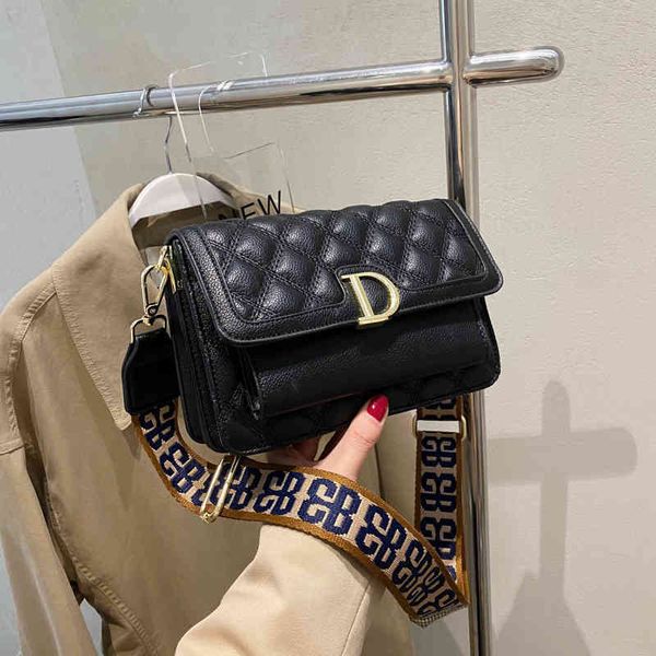 2022 factory wholesale women's new autumn winter fashion lingge bag simple and versatile ins korean single shoulder diagonal
2022 factory wholesale women's new autumn winter fashion lingge bag simple and versatile ins korean single shoulder diagonal