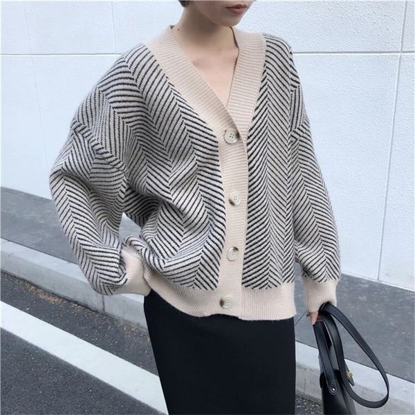 korean retro lazy wind v-neck single-breasted loose irregular diamond texture cardigan sweater coat female 201222, White;black
korean retro lazy wind v-neck single-breasted loose irregular diamond texture cardigan sweater coat female 201222, White;black
