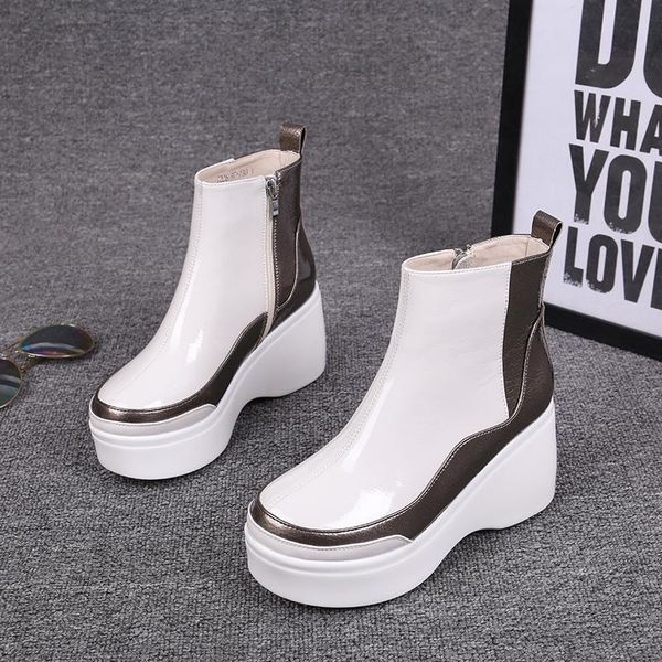 fur one snow boots short boots women's 2021 new patent leather slope with platform, Black
fur one snow boots short boots women's 2021 new patent leather slope with platform, Black