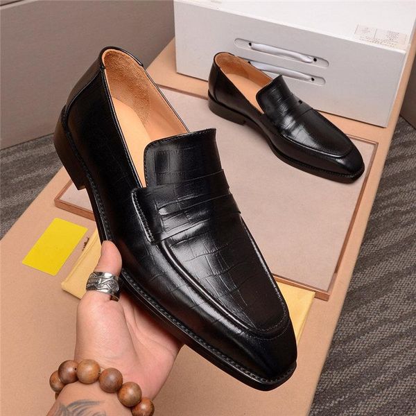 l1 big size new fashion men wedding shoes luxury leather oxfords pointed toe shoes men black business formal dress shoes loafers 11
l1 big size new fashion men wedding shoes luxury leather oxfords pointed toe shoes men black business formal dress shoes loafers 11