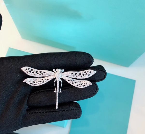 dragonfly brooch selected imported asian gold high-end simulation dia exquisite ultra-high end, Gray
dragonfly brooch selected imported asian gold high-end simulation dia exquisite ultra-high end, Gray