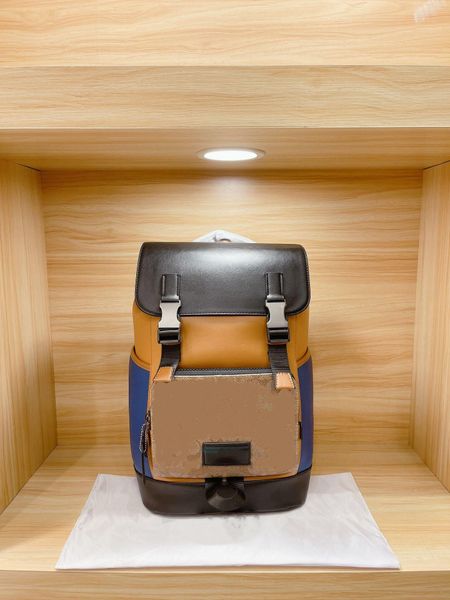 2022 luxury women cow leather fashion backpack designer fow children school handbags presbyopia waist shoulder purse cross travel bag
2022 luxury women cow leather fashion backpack designer fow children school handbags presbyopia waist shoulder purse cross travel bag
