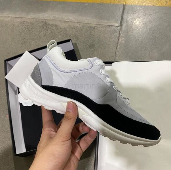 2021 designer luxury sneaker men women reflective casual shoes genuine leather sneakers party velvet calfskin mixed fiber shoe, Black
2021 designer luxury sneaker men women reflective casual shoes genuine leather sneakers party velvet calfskin mixed fiber shoe, Black