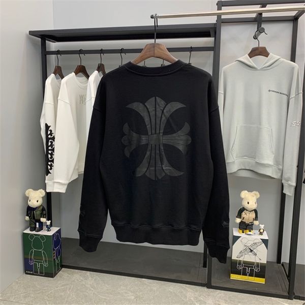 20ss autumn and winter new ch crosin leather cross sanskrit embroidery round neck bottomed casual bodywear for men and women, Black
20ss autumn and winter new ch crosin leather cross sanskrit embroidery round neck bottomed casual bodywear for men and women, Black