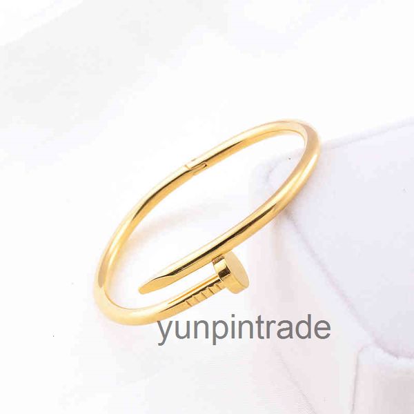 factory outlet brand bracelet brand bracelet nail mens s diamonds designer bangle luxury jewelry women titanium steel alloy gold-plated craf, Black
factory outlet brand bracelet brand bracelet nail mens s diamonds designer bangle luxury jewelry women titanium steel alloy gold-plated craf, Black