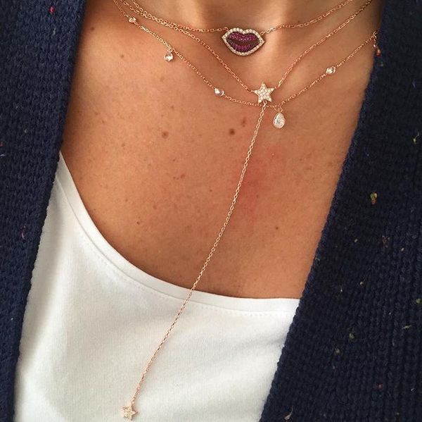 2020 new kiss cz charm choker necklaces red lips zircon unique fashion jewelry chain necklace gold color mouth necklace, Golden;silver
2020 new kiss cz charm choker necklaces red lips zircon unique fashion jewelry chain necklace gold color mouth necklace, Golden;silver