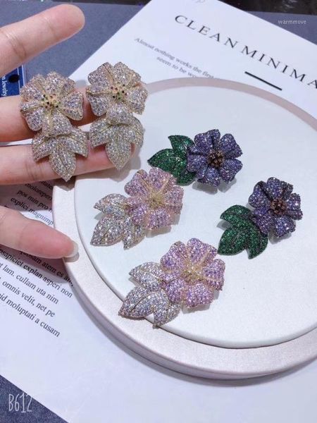 2020 new micro set tricolor earl flower leaf earrings elegant fashion personalized earrings1, Golden;silver
2020 new micro set tricolor earl flower leaf earrings elegant fashion personalized earrings1, Golden;silver