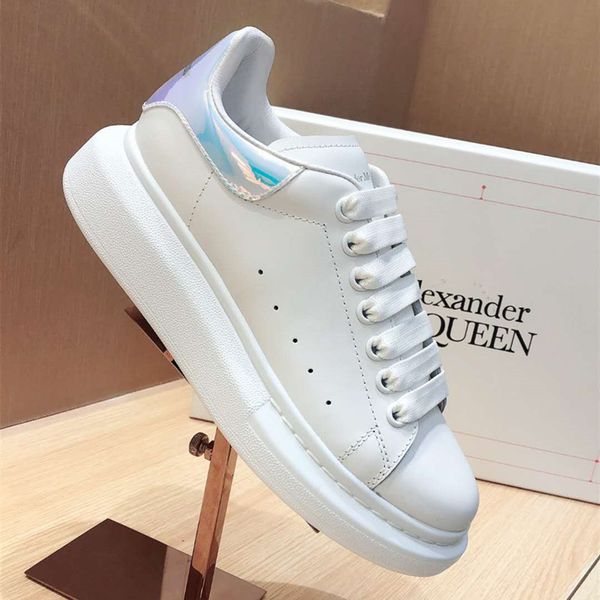 black friday high end designer women's sports white lovers' lace shoes, thick soled part, men's informal strengthening platfo
black friday high end designer women's sports white lovers' lace shoes, thick soled part, men's informal strengthening platfo