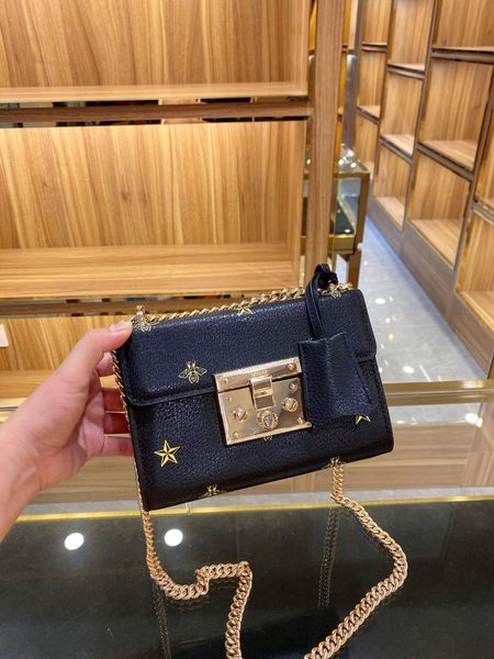 luxury cloud shape evening bags cloud bag with thick chain clutch women pouch genuine leather clip designer handbags crossbody totes g772, Black
luxury cloud shape evening bags cloud bag with thick chain clutch women pouch genuine leather clip designer handbags crossbody totes g772, Black