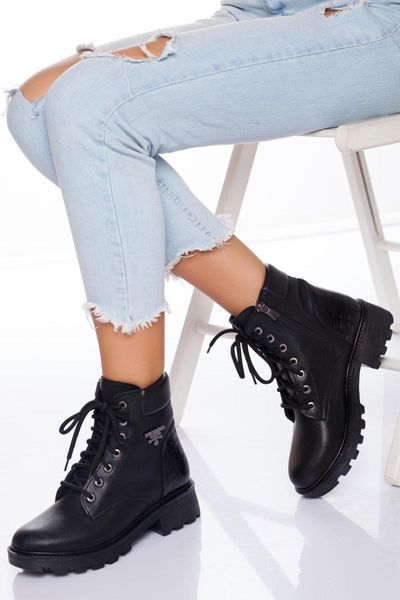 2020 autumn new arrival design mid-calf lace up boots women heels short boots winter knight, Black
2020 autumn new arrival design mid-calf lace up boots women heels short boots winter knight, Black