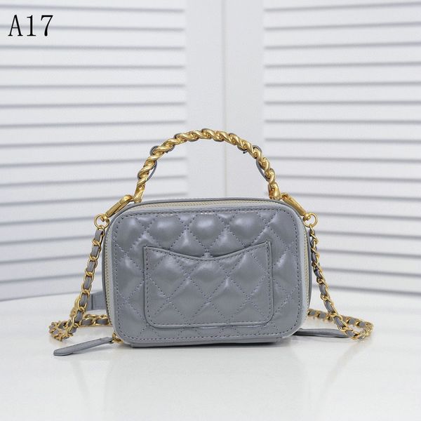 classic handbag luxurys designers bags channel women bags fashion handbags919 totes chain bag oil wax calfskin cross body -b32
classic handbag luxurys designers bags channel women bags fashion handbags919 totes chain bag oil wax calfskin cross body -b32