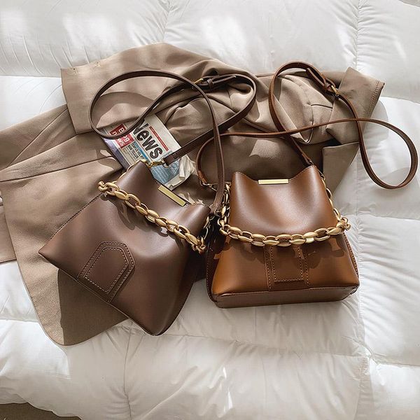 bucket bag female bag 2021 new trendy korean fashion texture messenger wild ins western style shoulder
bucket bag female bag 2021 new trendy korean fashion texture messenger wild ins western style shoulder