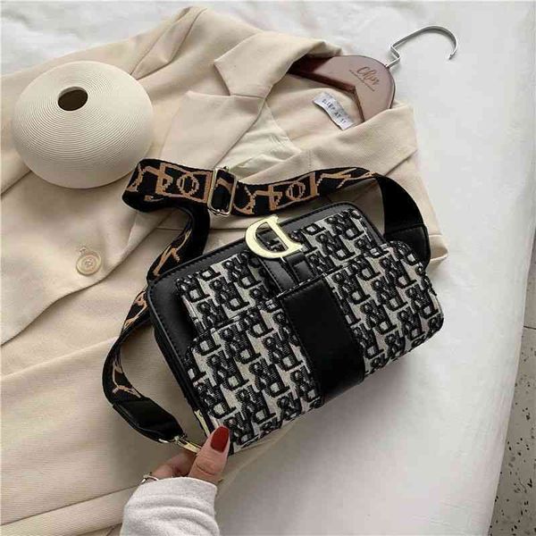 72% off bag luxury quality high sense series single shoulder autumn embroidered thread letter small square versatile fashion messenger bagko
72% off bag luxury quality high sense series single shoulder autumn embroidered thread letter small square versatile fashion messenger bagko