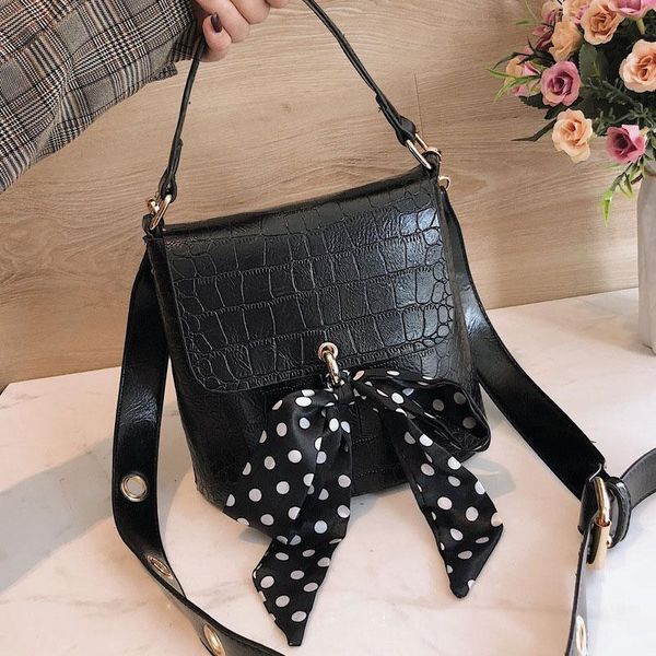 ribbon bow leather crossbody bag women's handbag vintage stone pattern wide shoulder strap shoulder messenger bag female totes
ribbon bow leather crossbody bag women's handbag vintage stone pattern wide shoulder strap shoulder messenger bag female totes