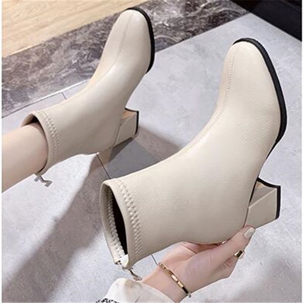 new women 2021 of leather winter 7cm heel bloc female short foot boots high black quality uuk6
new women 2021 of leather winter 7cm heel bloc female short foot boots high black quality uuk6