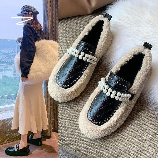 hairy shoes women's ins pearl rivet pedal lazy beanie shoes 2020 new winter plus velvet flat women, Black
hairy shoes women's ins pearl rivet pedal lazy beanie shoes 2020 new winter plus velvet flat women, Black