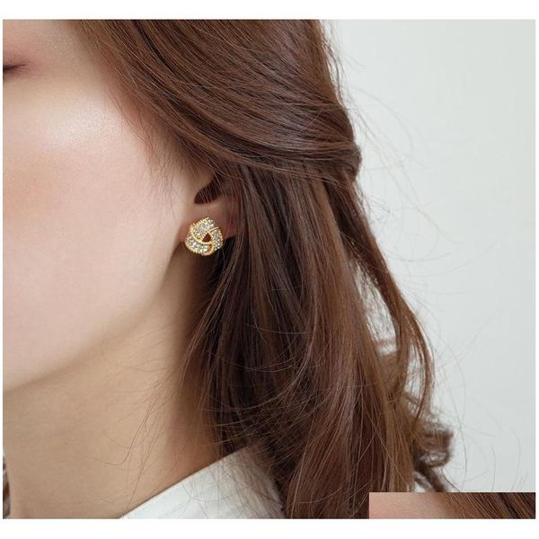 s963 fashion jewelry s925 silver needle diamond twisted triangular stud ea sqckop dh_seller2010, Golden;silver
s963 fashion jewelry s925 silver needle diamond twisted triangular stud ea sqckop dh_seller2010, Golden;silver