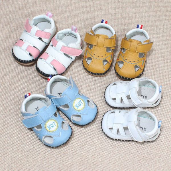 baby soft soled walking 0-2 years old men's and women's sho cowhide breathable children's sandals, Black;red
baby soft soled walking 0-2 years old men's and women's sho cowhide breathable children's sandals, Black;red