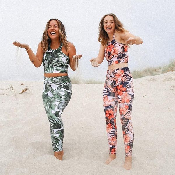 yoga outfits flowers printed set women halter sleeveless gym sports tank high waist bulifting leggings body shaper suit, White;red
yoga outfits flowers printed set women halter sleeveless gym sports tank high waist bulifting leggings body shaper suit, White;red