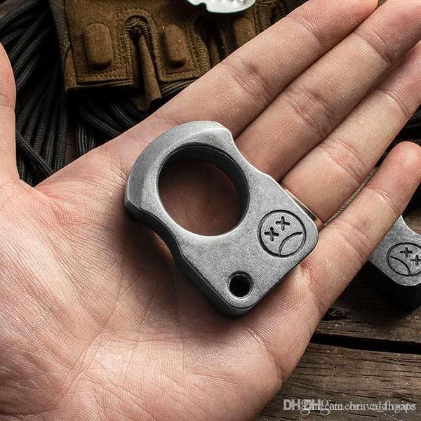 multifunction outdoor tools brass keychain smiling face single holes outdoors broken window
multifunction outdoor tools brass keychain smiling face single holes outdoors broken window