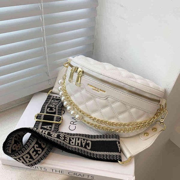 this year's popular women's bag, messenger bag, fashion, versatile and fashionable chest
this year's popular women's bag, messenger bag, fashion, versatile and fashionable chest