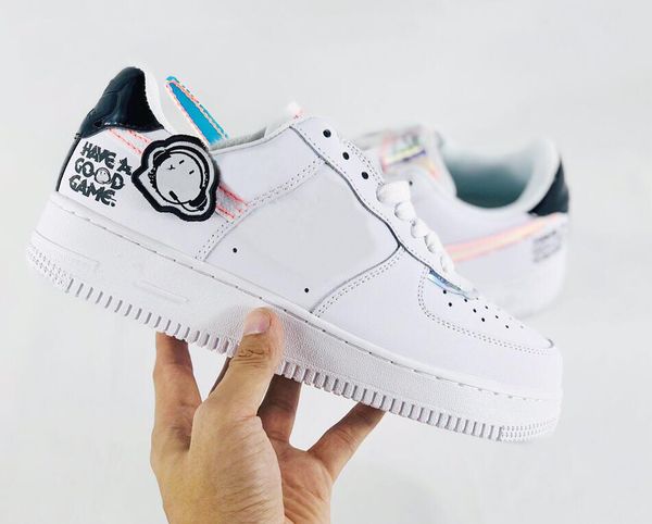 2020 new 1 low have a good game colorful laser running shoes for women mens trainers sneakers skateboard one sports zapatos 36-45
2020 new 1 low have a good game colorful laser running shoes for women mens trainers sneakers skateboard one sports zapatos 36-45