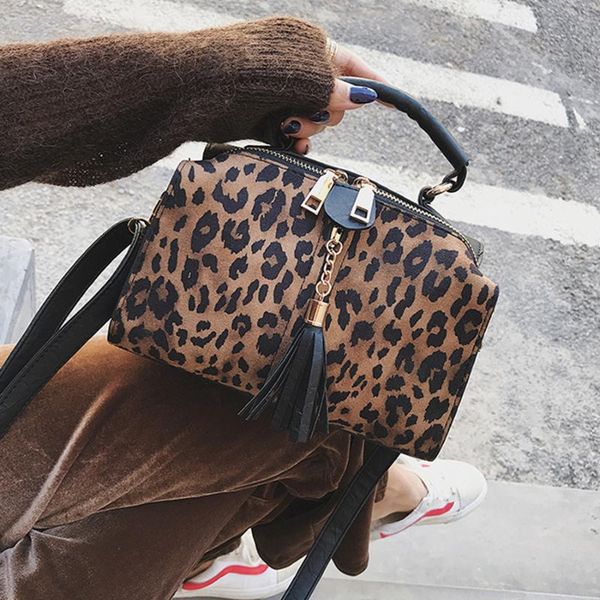sgarr мода pu кожа сумка высокого качества дамы сумки роскошная женщина leopard crossbody сумка повседневная tote сумки
sgarr мода pu кожа сумка высокого качества дамы сумки роскошная женщина leopard crossbody сумка повседневная tote сумки
