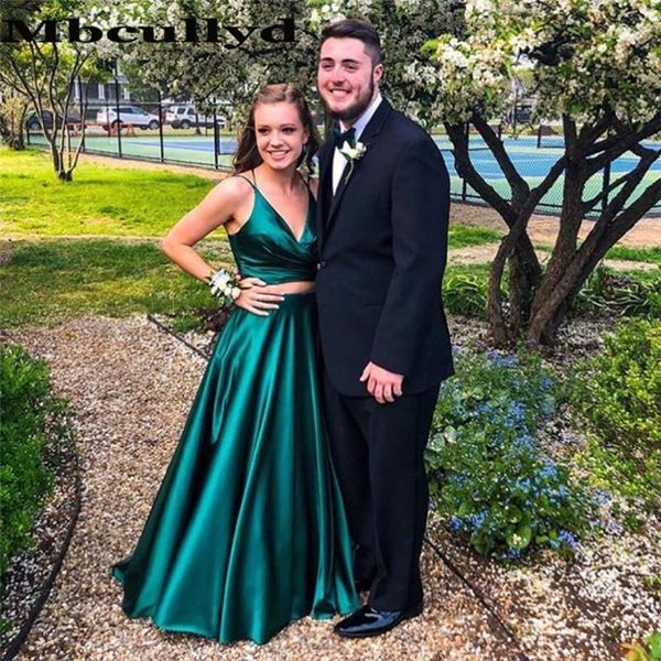 mbcullyd dark green two pieces prom dresses long 2019 v-neck backless evening dress party for women vestidos de fiesta1, White;black
mbcullyd dark green two pieces prom dresses long 2019 v-neck backless evening dress party for women vestidos de fiesta1, White;black
