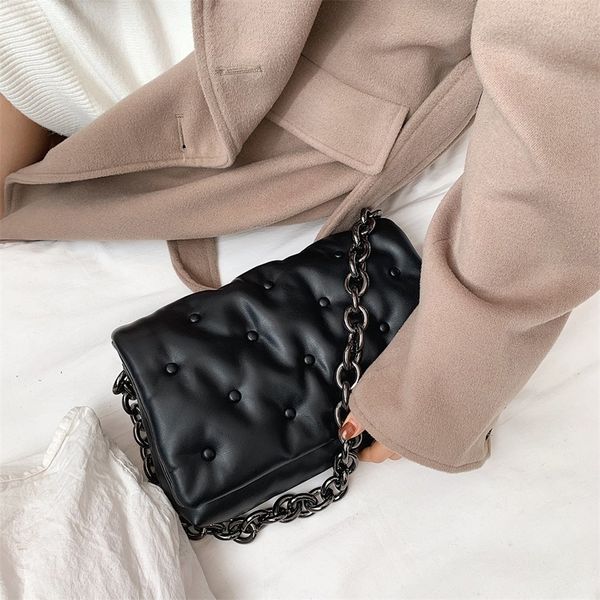 fashion designer bags luxury thick chains women shoulder bags black leather messenger bag female handbags large capacity totes
fashion designer bags luxury thick chains women shoulder bags black leather messenger bag female handbags large capacity totes