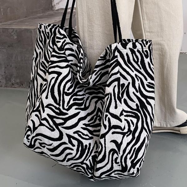 veryme canvas casual women bags personality female totes bag zebra pattern shoulder bag ladies foldable large capacity handbags
veryme canvas casual women bags personality female totes bag zebra pattern shoulder bag ladies foldable large capacity handbags