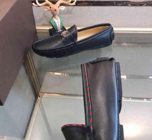 men soft leather dress shoes moccasin bees embroidery decorate business wedding oxfords 38-45, Black
men soft leather dress shoes moccasin bees embroidery decorate business wedding oxfords 38-45, Black
