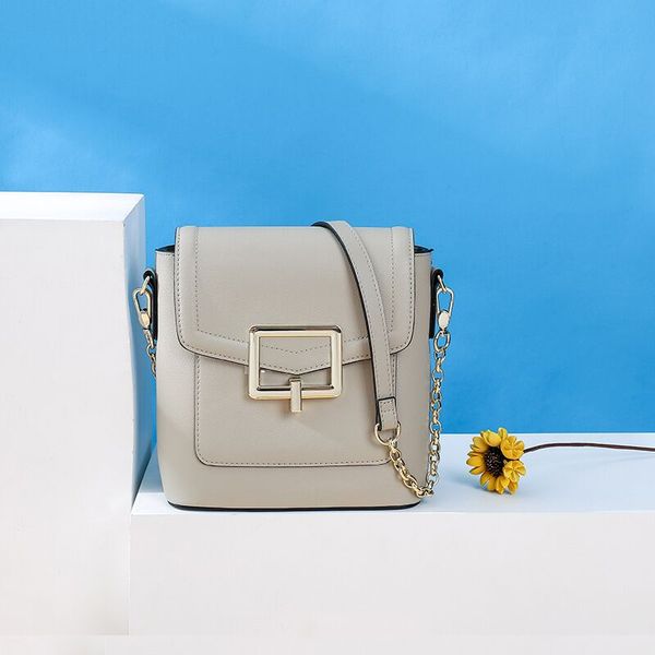 hbp ladies real leather fashionable joker single shoulder crossbody bag hangbags purse restoring ancient ways bucket bag 19008
hbp ladies real leather fashionable joker single shoulder crossbody bag hangbags purse restoring ancient ways bucket bag 19008