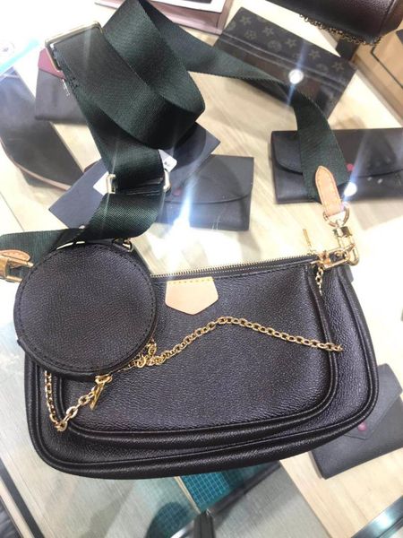 senior designer leather messenger bag popular brand messenger bag multi pocket straddle
senior designer leather messenger bag popular brand messenger bag multi pocket straddle
