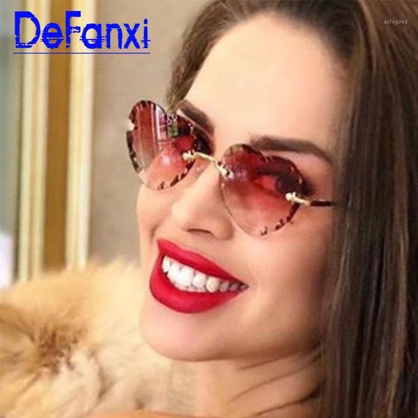 sunglasses 2021 heart shape women brand designer frameless frame lady trimming sun glasses shades uv4001, White;black
sunglasses 2021 heart shape women brand designer frameless frame lady trimming sun glasses shades uv4001, White;black