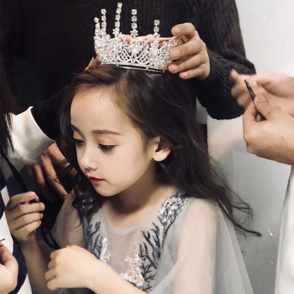 mbig headdress children round princess korean girl crown crystal gold ornament show band k, Silver
mbig headdress children round princess korean girl crown crystal gold ornament show band k, Silver