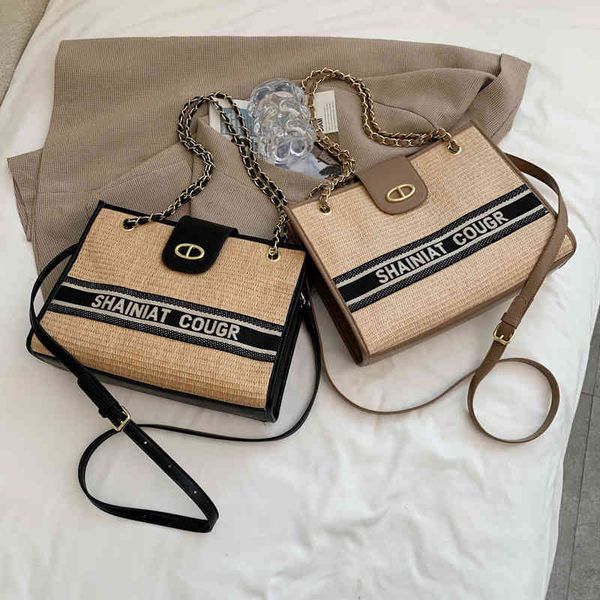 2022 factory wholesale new large capacity straw women's trend chain woven single shoulder diagonal span bag
2022 factory wholesale new large capacity straw women's trend chain woven single shoulder diagonal span bag