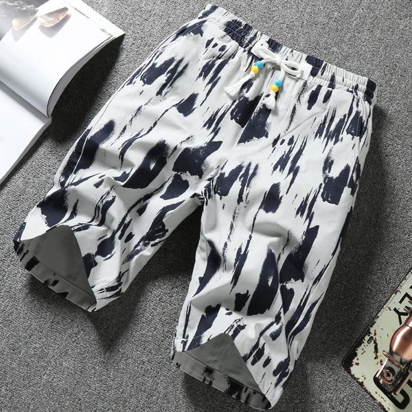 2020 summer fashion popular men's cool casual shorts printing trend wild wear shorts 001, White;black
2020 summer fashion popular men's cool casual shorts printing trend wild wear shorts 001, White;black
