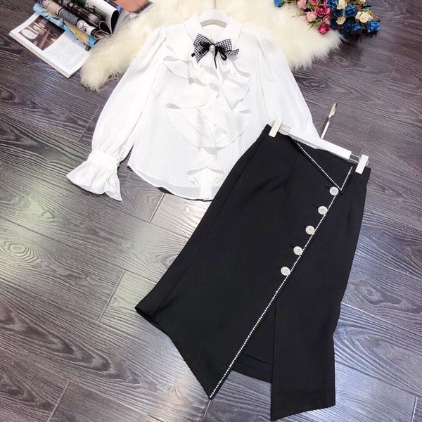 2021 early spring new design bow shirt half skirt lotus leaf collar shirt pressure drill elegant fishtail ladies half skirt ing, White
2021 early spring new design bow shirt half skirt lotus leaf collar shirt pressure drill elegant fishtail ladies half skirt ing, White